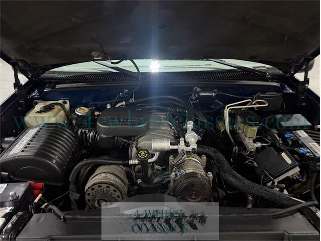 1999 Chevrolet Suburban (CC-2104336) for sale in Holland , Michigan