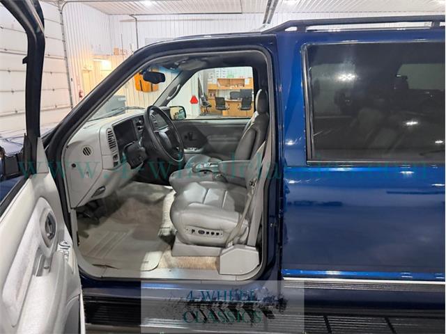 1999 Chevrolet Suburban (CC-2104336) for sale in Holland , Michigan