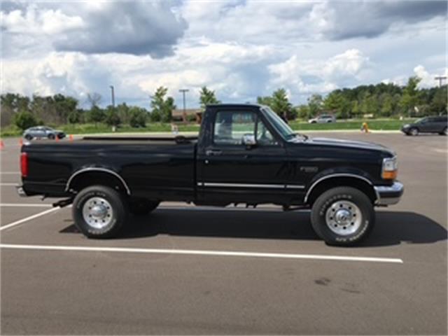 1995 Ford 3/4 Ton Pickup (CC-2104363) for sale in Circle Pines, Minnesota