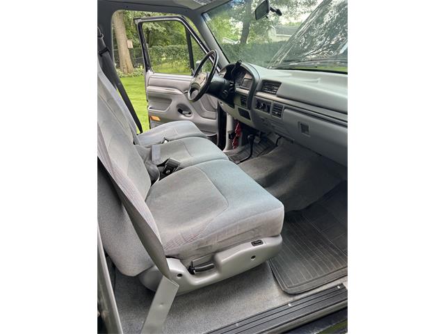 1995 Ford 3/4 Ton Pickup (CC-2104363) for sale in Circle Pines, Minnesota