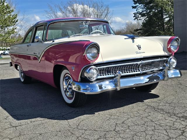 1955 Ford Fairlane Crown Victoria (CC-2100440) for sale in Saratoga Springs, New York