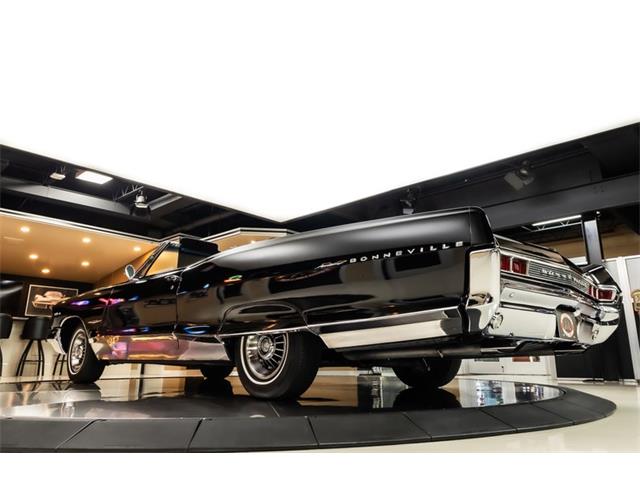 1965 Pontiac Bonneville (CC-2104449) for sale in Plymouth, Michigan