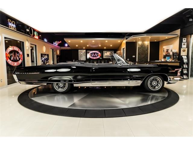 1965 Pontiac Bonneville (CC-2104449) for sale in Plymouth, Michigan