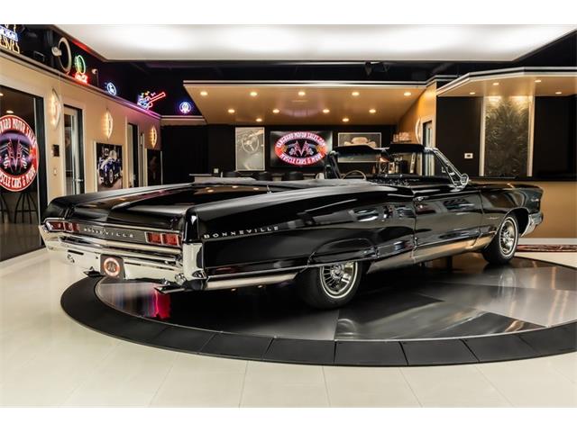 1965 Pontiac Bonneville (CC-2104449) for sale in Plymouth, Michigan