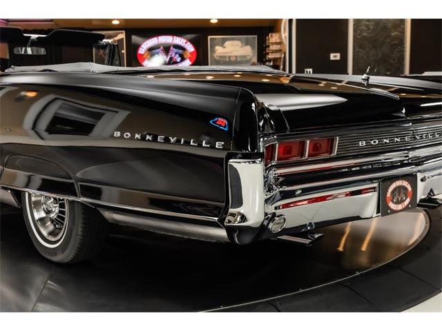 1965 Pontiac Bonneville (CC-2104449) for sale in Plymouth, Michigan