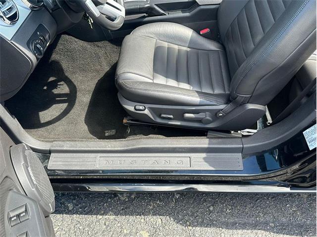 2005 Ford Mustang (CC-2104452) for sale in Depew, New York