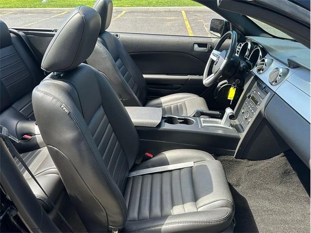 2005 Ford Mustang (CC-2104452) for sale in Depew, New York