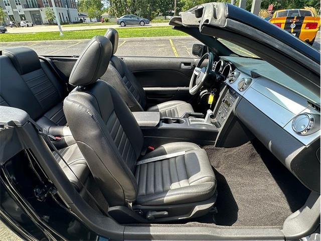2005 Ford Mustang (CC-2104452) for sale in Depew, New York