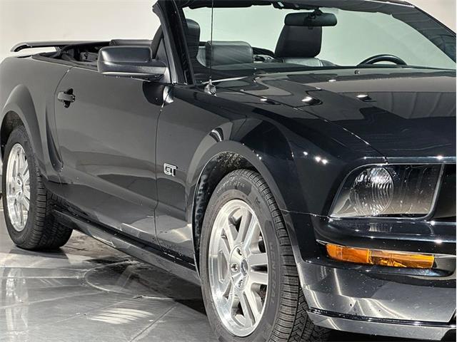 2005 Ford Mustang (CC-2104452) for sale in Depew, New York