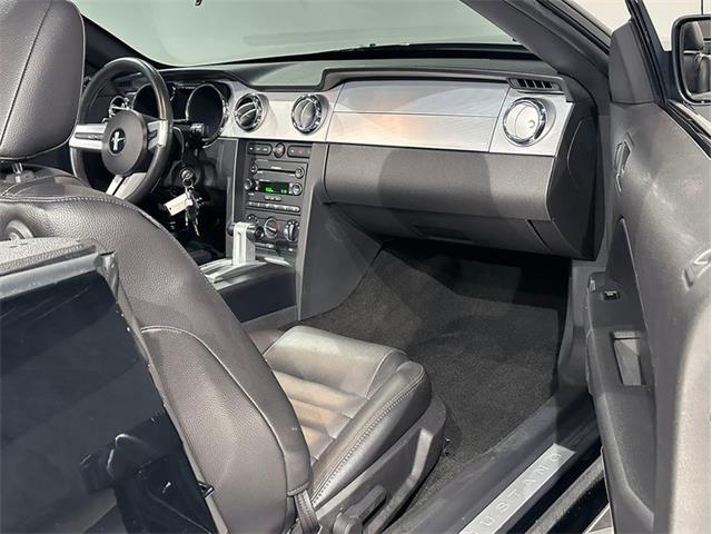 2005 Ford Mustang (CC-2104452) for sale in Depew, New York