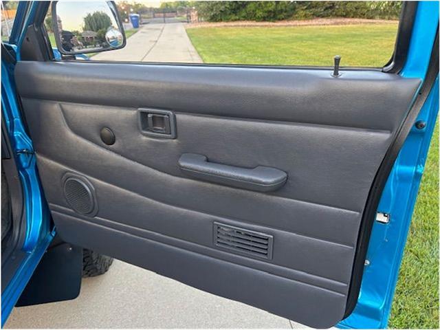 1997 Nissan Pickup (CC-2104599) for sale in Roseville, California