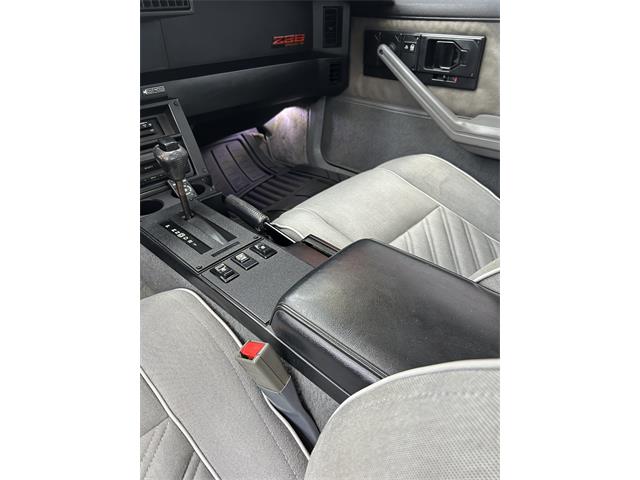 1987 Chevrolet Camaro IROC-Z (CC-2104715) for sale in Worden, Illinois