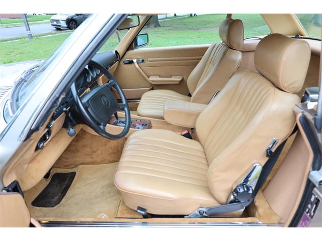 1989 Mercedes-Benz 560SL (CC-2104863) for sale in Astoria, New York