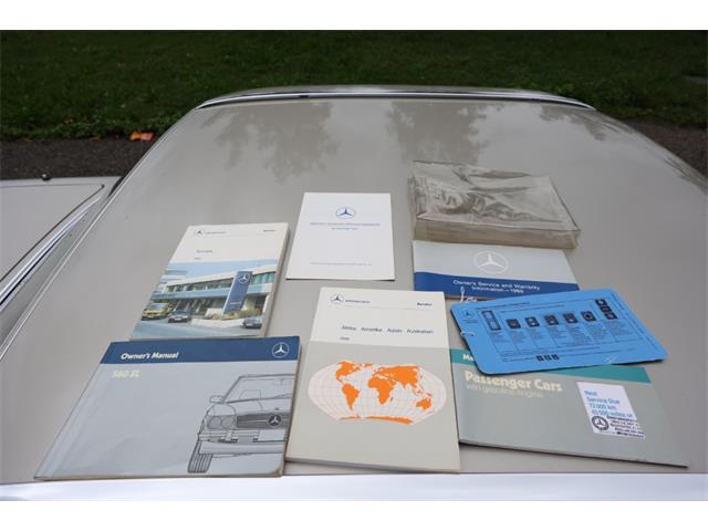 1989 Mercedes-Benz 560SL (CC-2104863) for sale in Astoria, New York