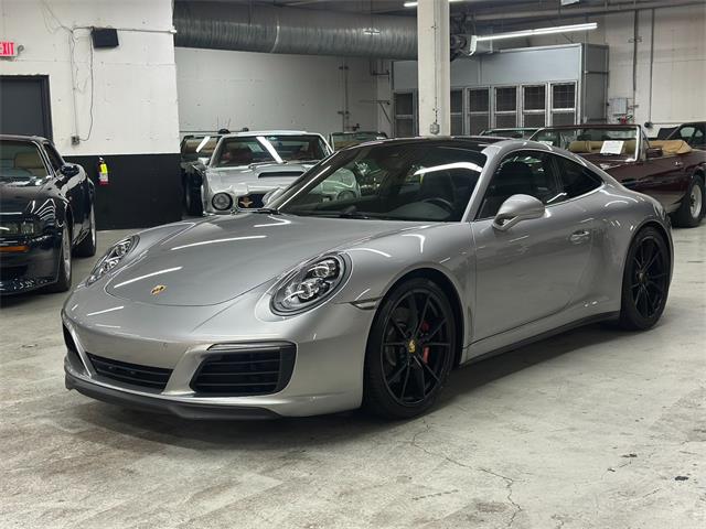 2018 Porsche 911 (CC-2104874) for sale in Huntington Station, New York