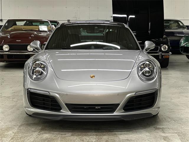 2018 Porsche 911 (CC-2104874) for sale in Huntington Station, New York