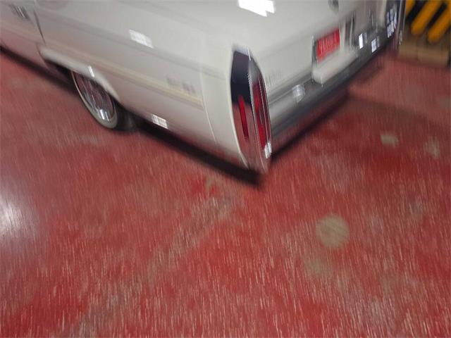 1986 Cadillac Fleetwood Brougham (CC-2104933) for sale in Spirit Lake, Iowa