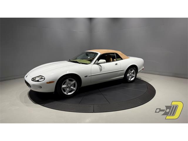 1997 Jaguar XK8 (CC-2104979) for sale in Manitowoc, Wisconsin