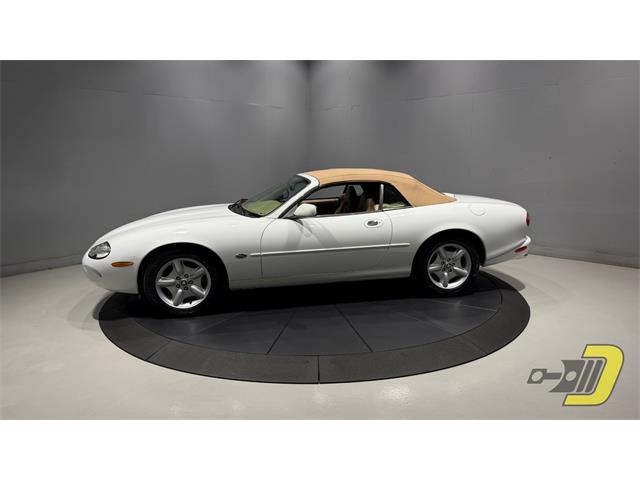 1997 Jaguar XK8 (CC-2104979) for sale in Manitowoc, Wisconsin