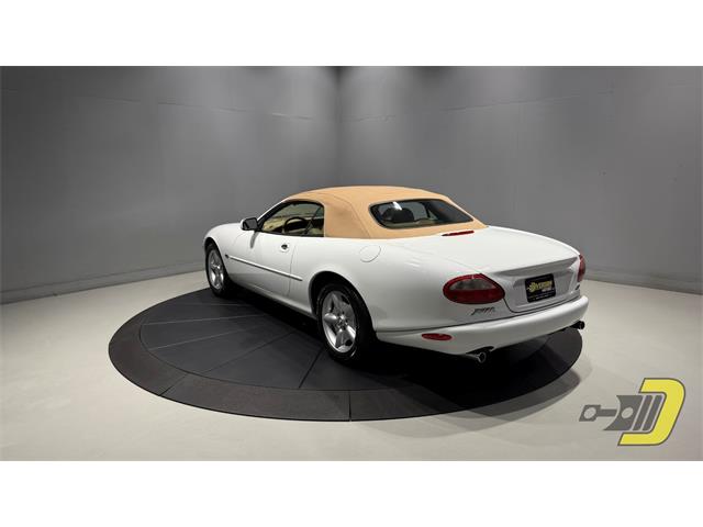 1997 Jaguar XK8 (CC-2104979) for sale in Manitowoc, Wisconsin