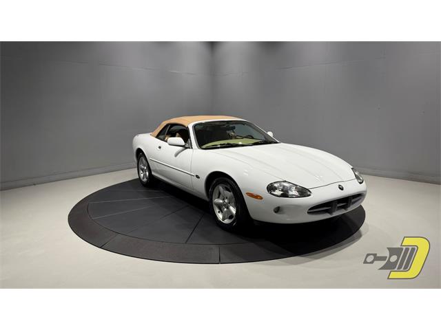 1997 Jaguar XK8 (CC-2104979) for sale in Manitowoc, Wisconsin