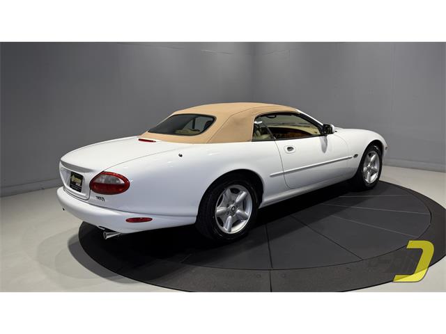 1997 Jaguar XK8 (CC-2104979) for sale in Manitowoc, Wisconsin