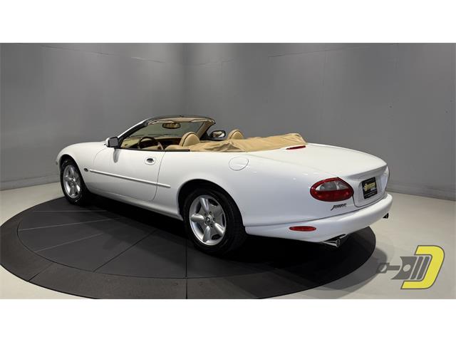 1997 Jaguar XK8 (CC-2104979) for sale in Manitowoc, Wisconsin