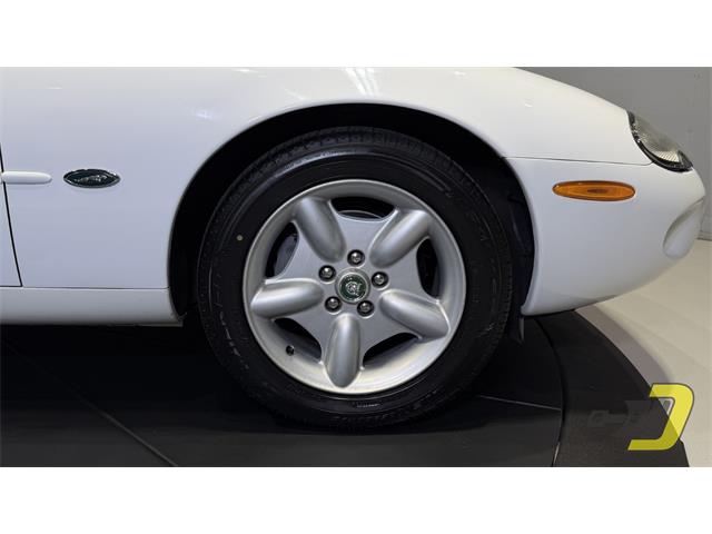 1997 Jaguar XK8 (CC-2104979) for sale in Manitowoc, Wisconsin
