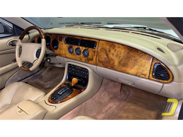 1997 Jaguar XK8 (CC-2104979) for sale in Manitowoc, Wisconsin