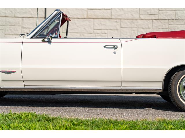 1964 Pontiac GTO "Tri-Power 4-Speed" (CC-2104980) for sale in Allentown, Pennsylvania
