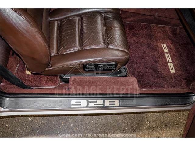 1983 Porsche 928 (CC-2105027) for sale in Grand Rapids, Michigan