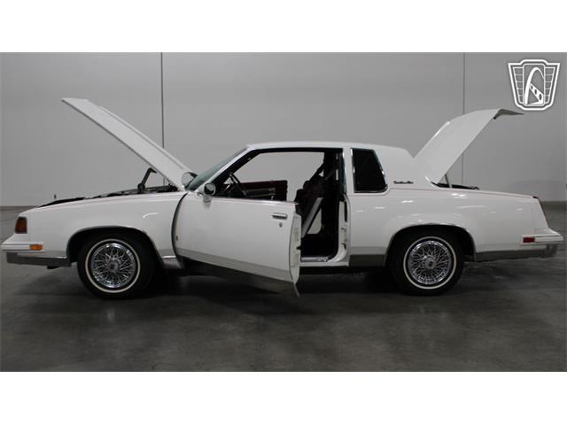 1988 Oldsmobile Cutlass (CC-2105037) for sale in Las Vegas, Nevada