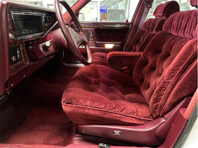 1989 Chrysler New Yorker (CC-2105066) for sale in Columbus, Ohio