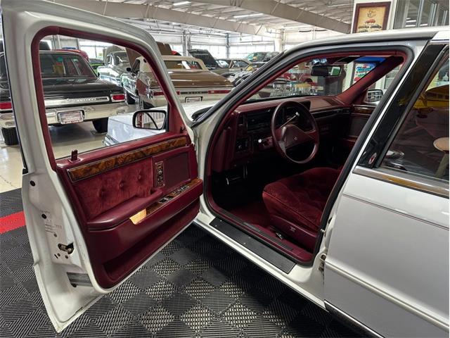 1989 Chrysler New Yorker (CC-2105066) for sale in Columbus, Ohio