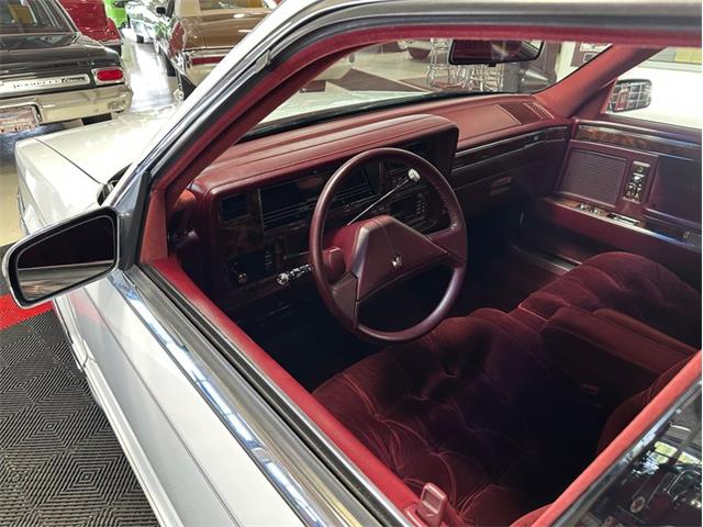 1989 Chrysler New Yorker (CC-2105066) for sale in Columbus, Ohio