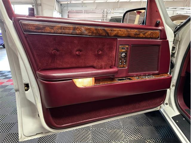1989 Chrysler New Yorker (CC-2105066) for sale in Columbus, Ohio
