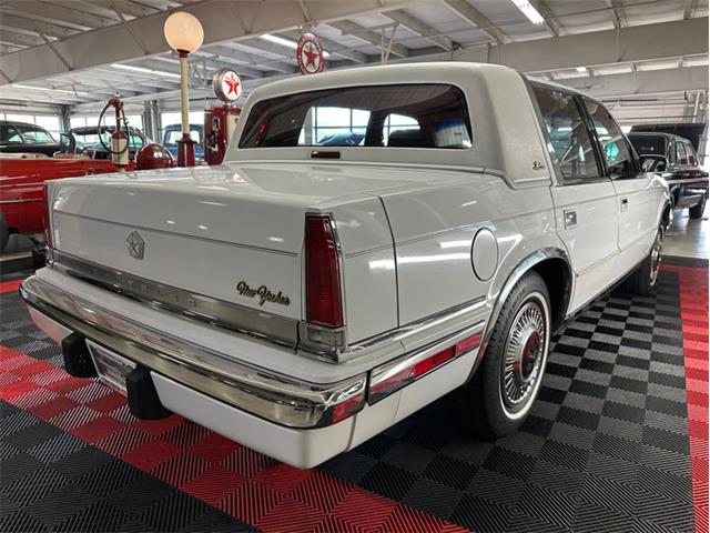 1989 Chrysler New Yorker (CC-2105066) for sale in Columbus, Ohio