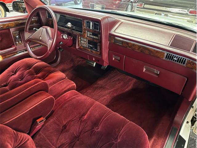 1989 Chrysler New Yorker (CC-2105066) for sale in Columbus, Ohio