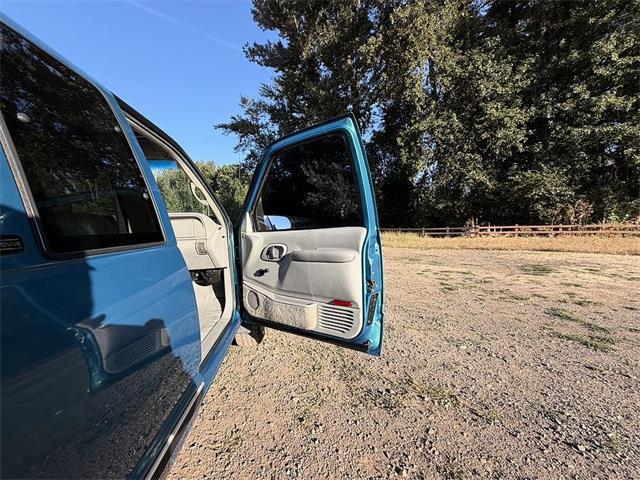 1998 Chevrolet C/K 1500 (CC-2105161) for sale in Gladstone, Oregon