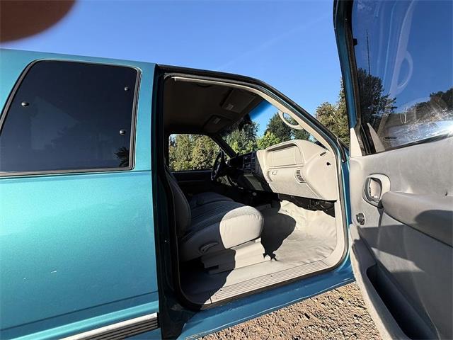 1998 Chevrolet C/K 1500 (CC-2105161) for sale in Gladstone, Oregon