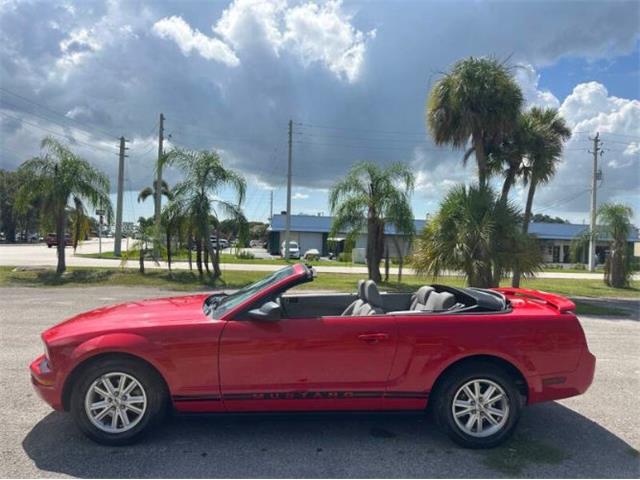 2005 Ford Mustang (CC-2105227) for sale in Cadillac, Michigan
