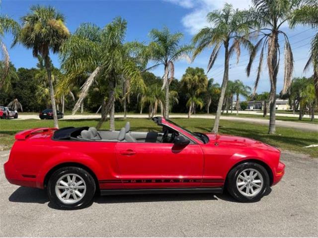 2005 Ford Mustang (CC-2105227) for sale in Cadillac, Michigan