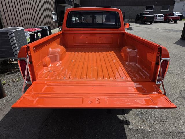 1976 Ford F100 (CC-2105290) for sale in Vaudreuil-Dorion, Quebec