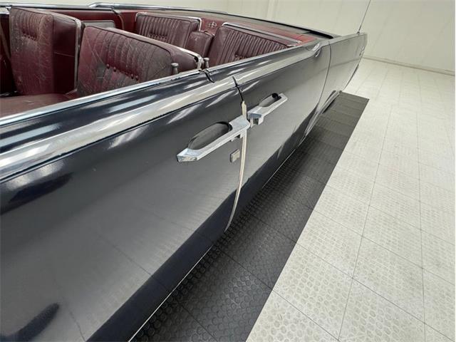 1961 Lincoln Continental (CC-2105355) for sale in Morgantown, Pennsylvania