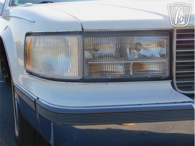 1995 Cadillac Fleetwood (CC-2105411) for sale in Olathe, Kansas