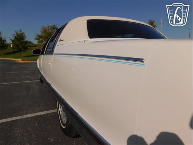 1995 Cadillac Fleetwood (CC-2105411) for sale in Olathe, Kansas