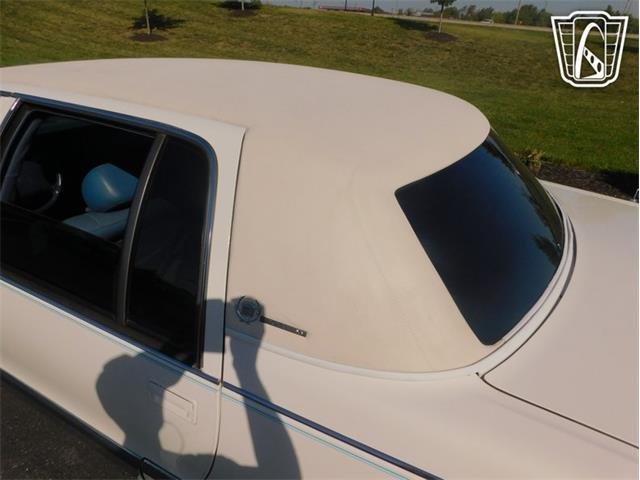 1995 Cadillac Fleetwood (CC-2105411) for sale in Olathe, Kansas