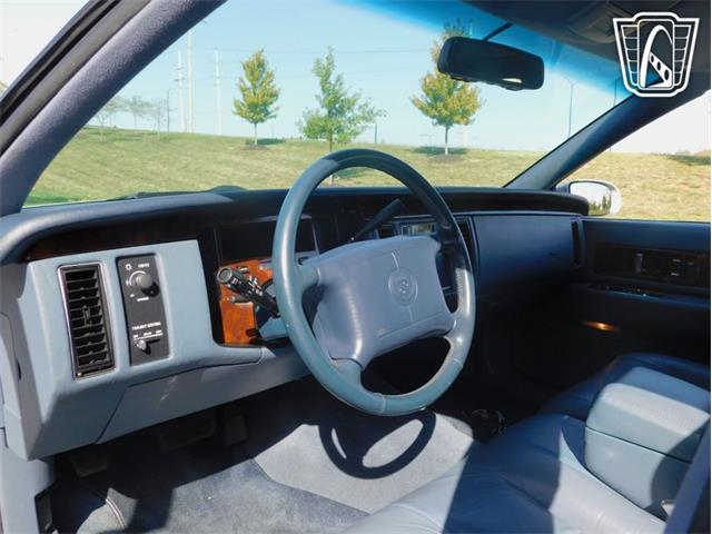 1995 Cadillac Fleetwood (CC-2105411) for sale in Olathe, Kansas
