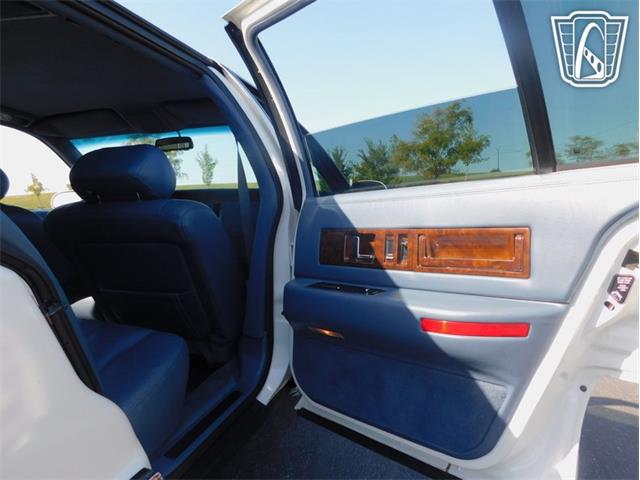 1995 Cadillac Fleetwood (CC-2105411) for sale in Olathe, Kansas