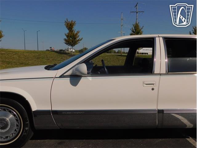 1995 Cadillac Fleetwood (CC-2105411) for sale in Olathe, Kansas